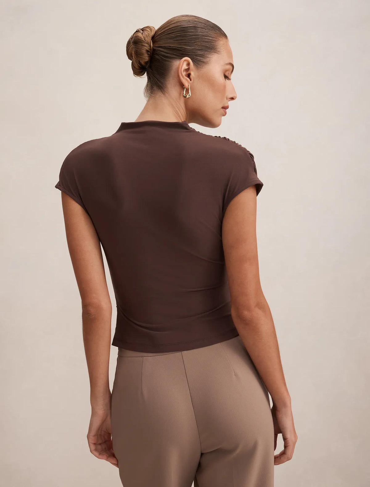 Juliette Cross Neck Top Cocoa Bean