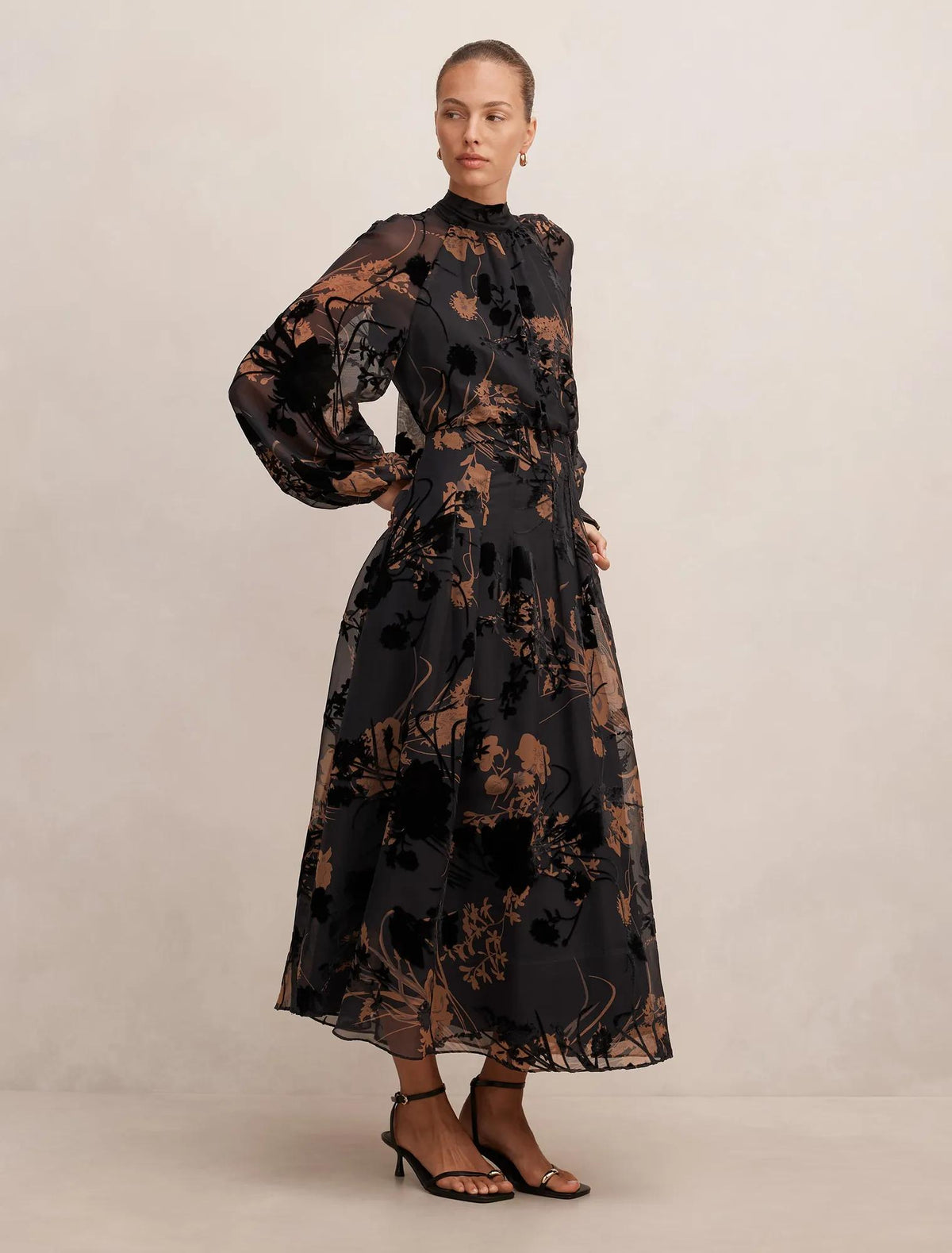 Janelle Velvet Burnout Maxi Dress Black/Brown
