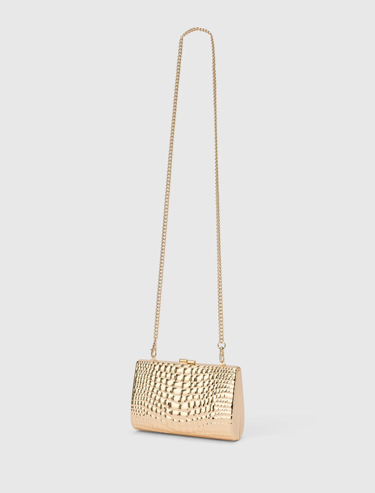 Mariam Metal Texture Clutch Gold_mannequin