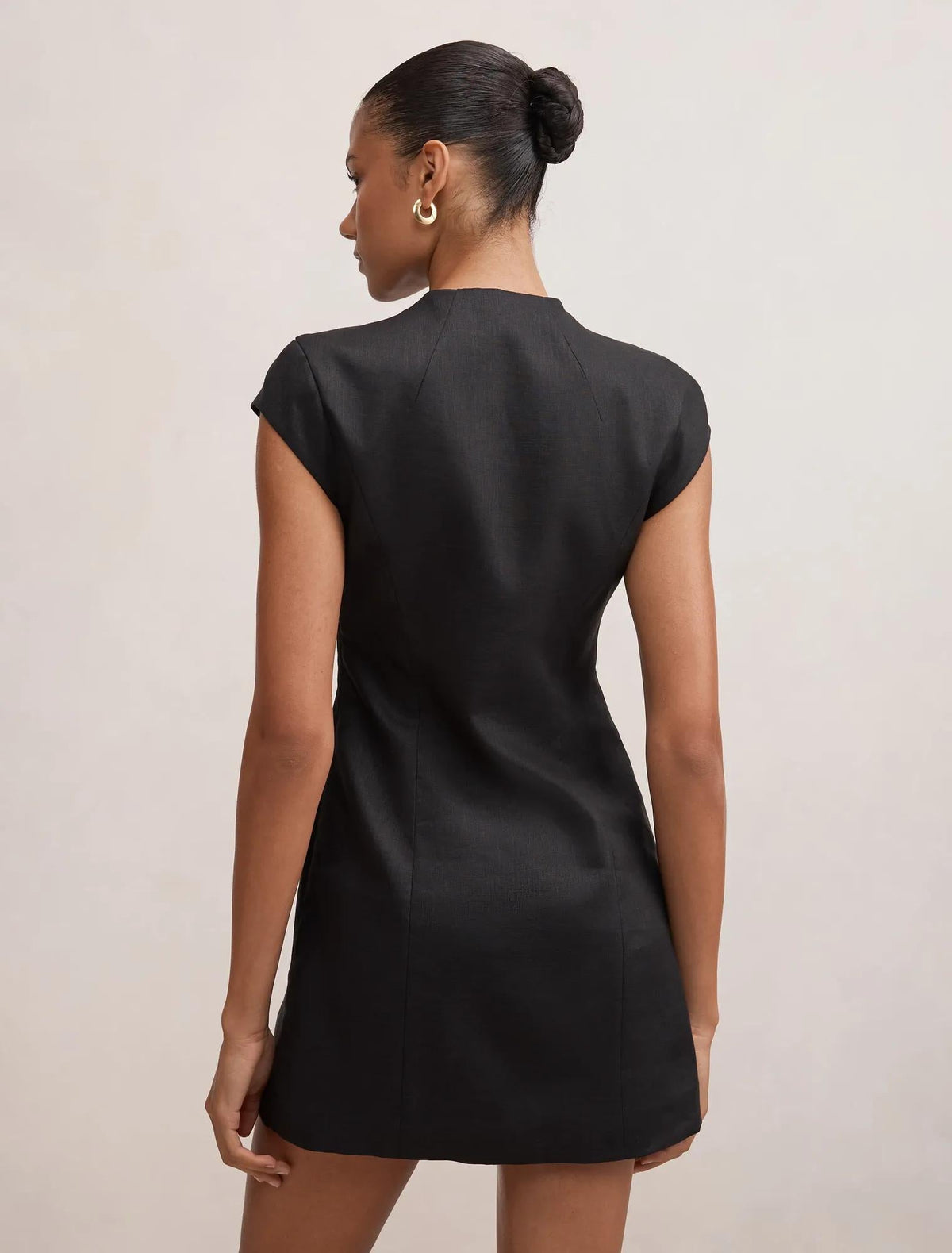 Eliza Sculpted Linen Mini Dress Black