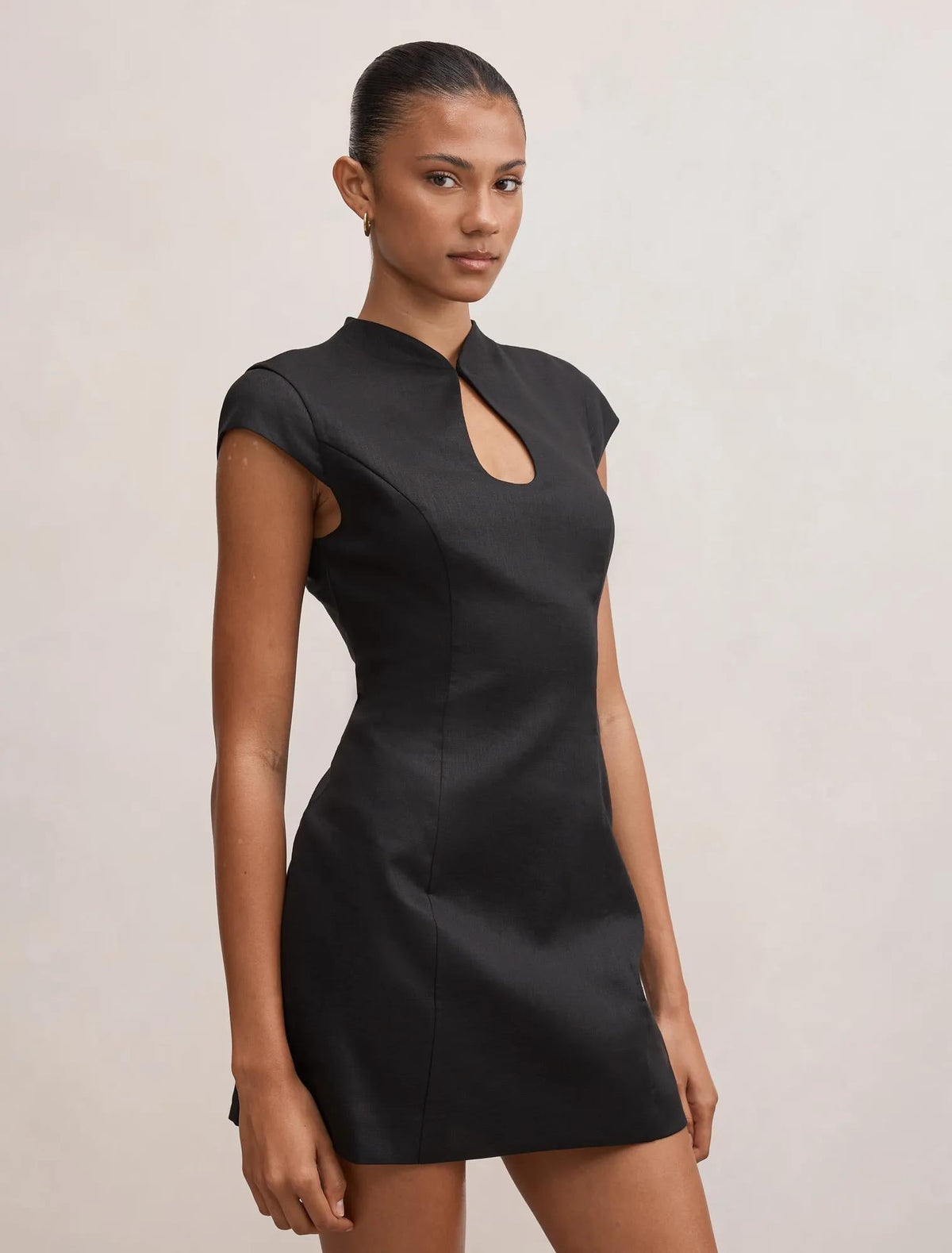 Eliza Sculpted Linen Mini Dress Black