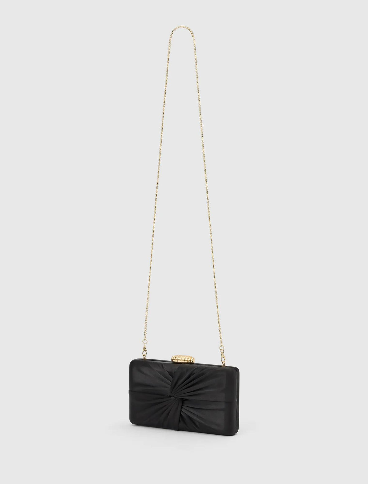 Tate Twist Satin Hardcase Black_mannequin