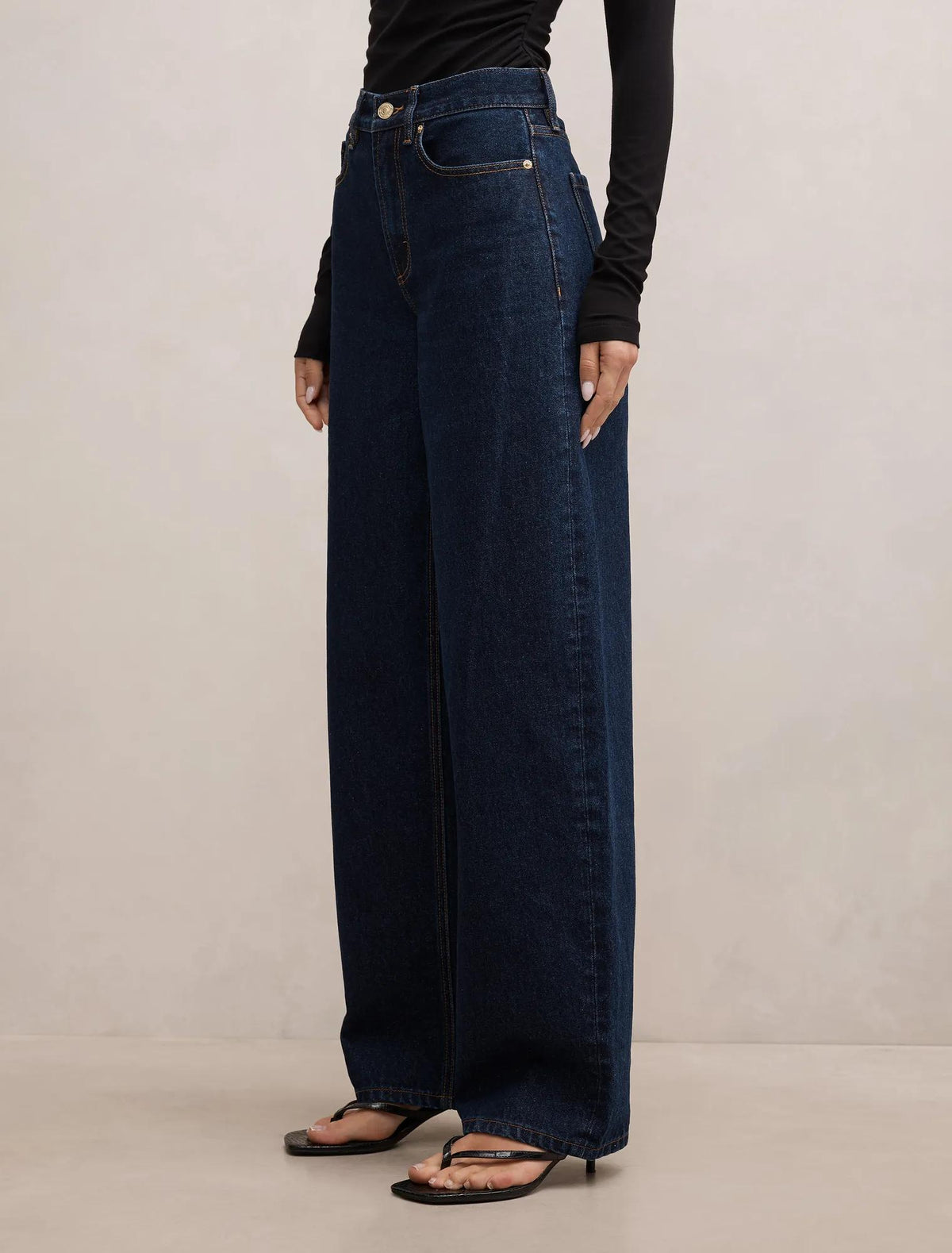 Emma Mid Rise Barrel Jean Dark Wash