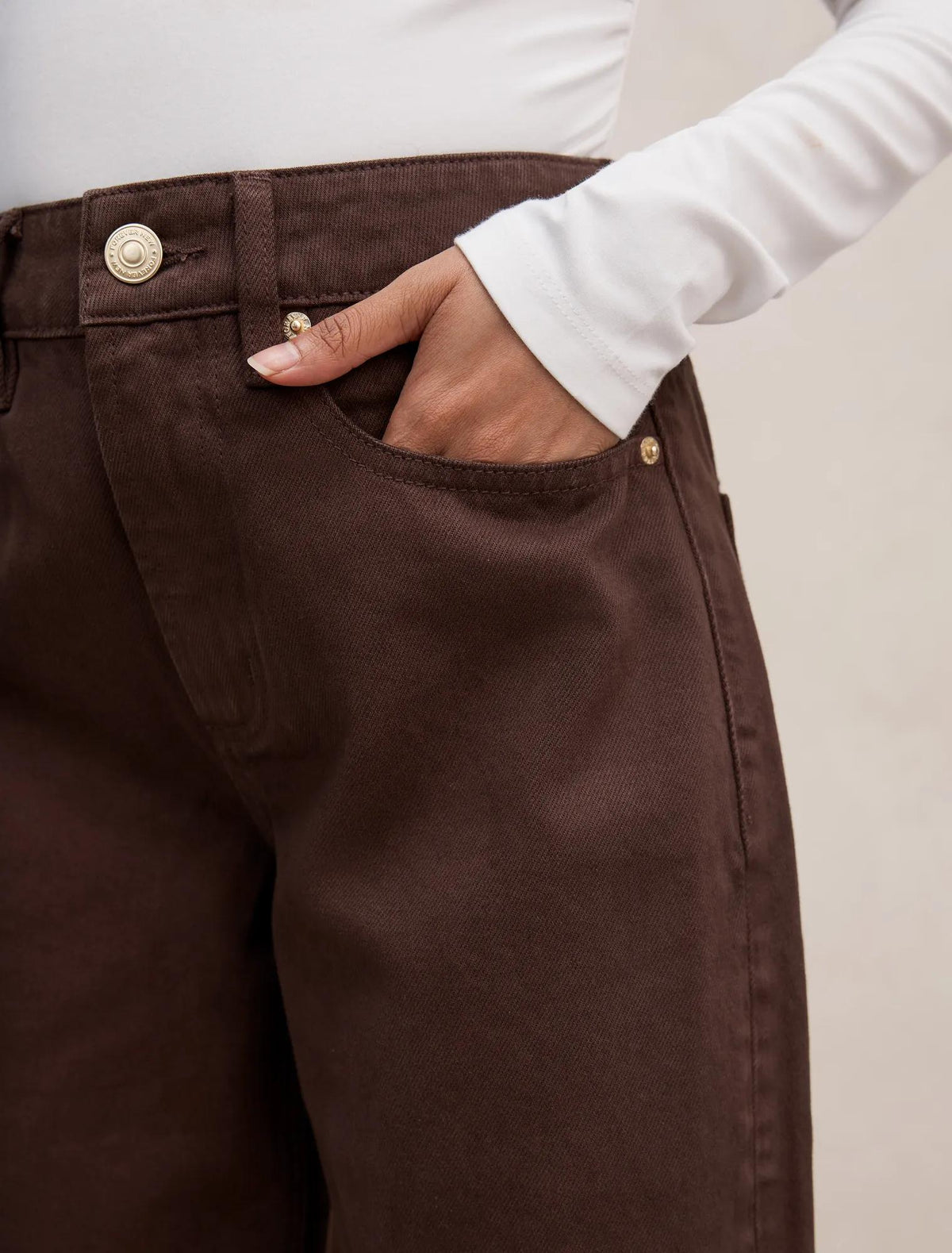 Nicki Petite Mid Rise Straight Jeans Chocolate