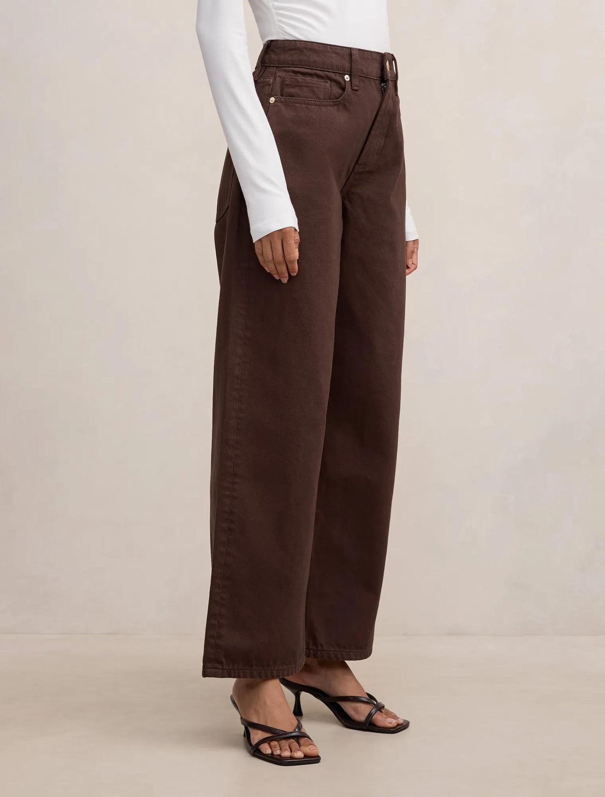 Nicki Petite Mid Rise Straight Jeans Chocolate