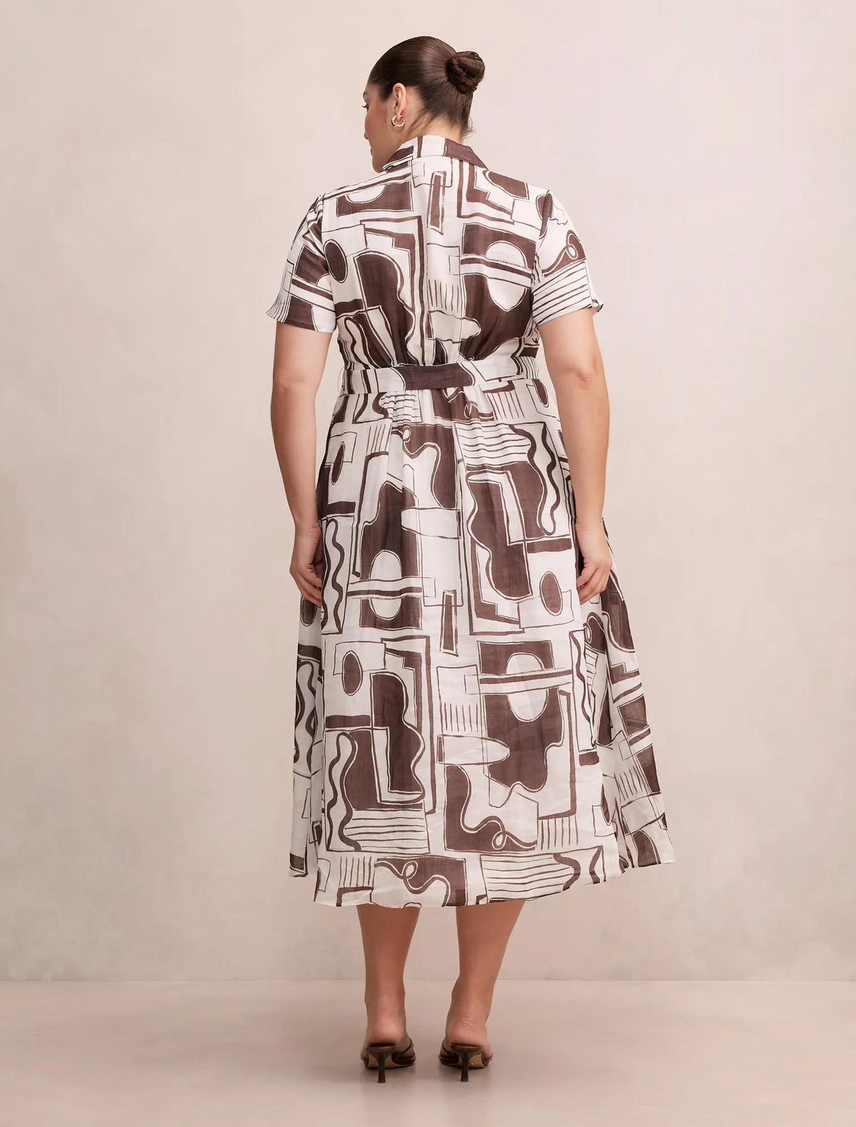 Joy Curve Short Sleeve Midi Dress Light Arlon Abstract