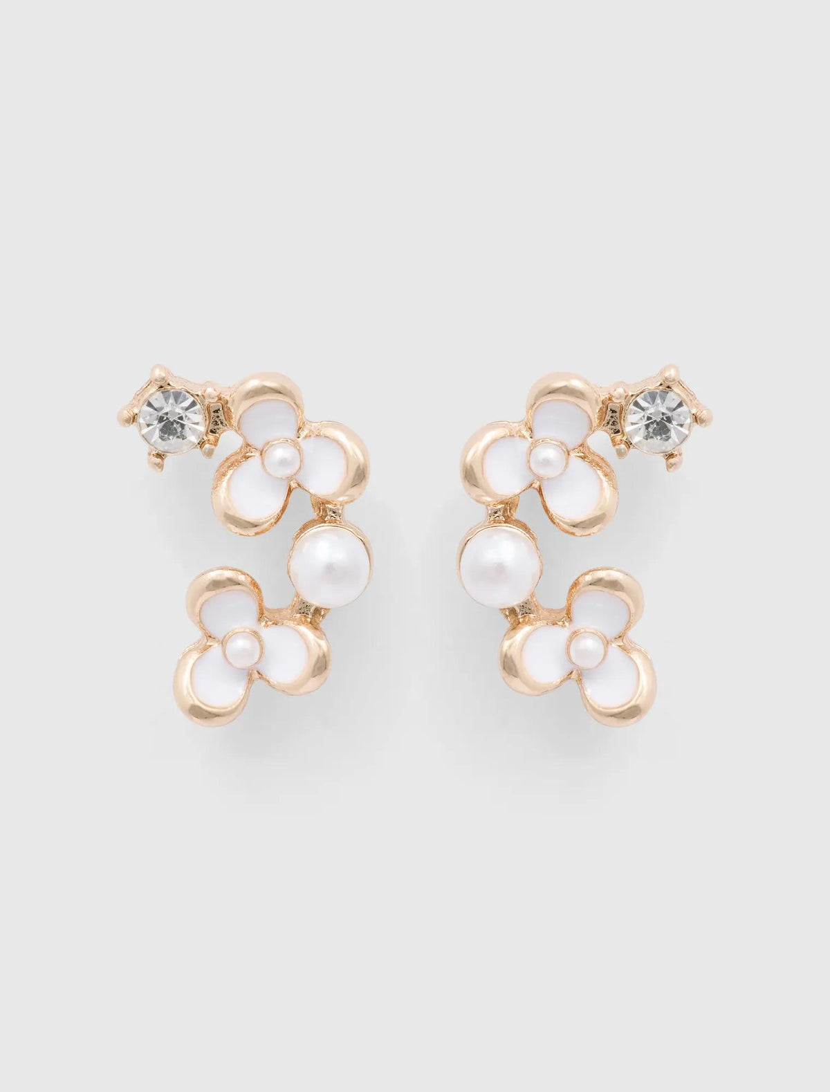 Pol Pretty Flower & Pearl Stud Earrings White & Gold_mannequin
