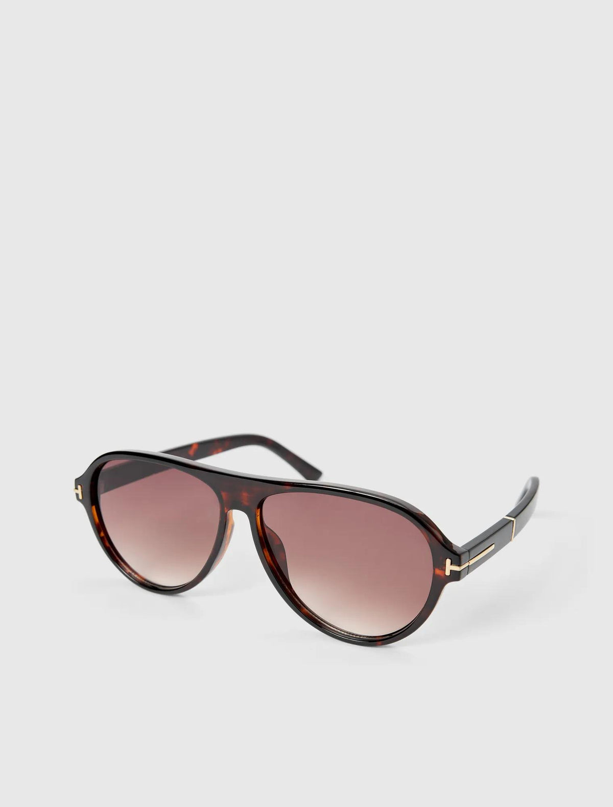 Romy Sunglasses Brown_mannequin