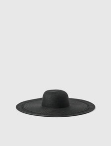 Remi Wide Brim Hat Black_mannequin