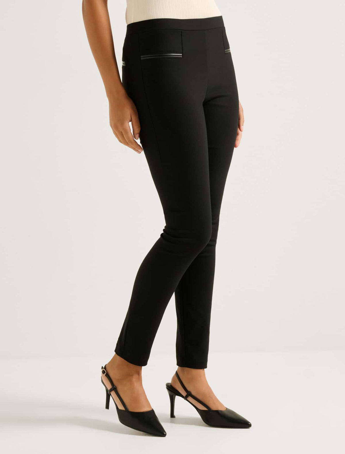 Stephanie Pull-On Skinny Pants Black