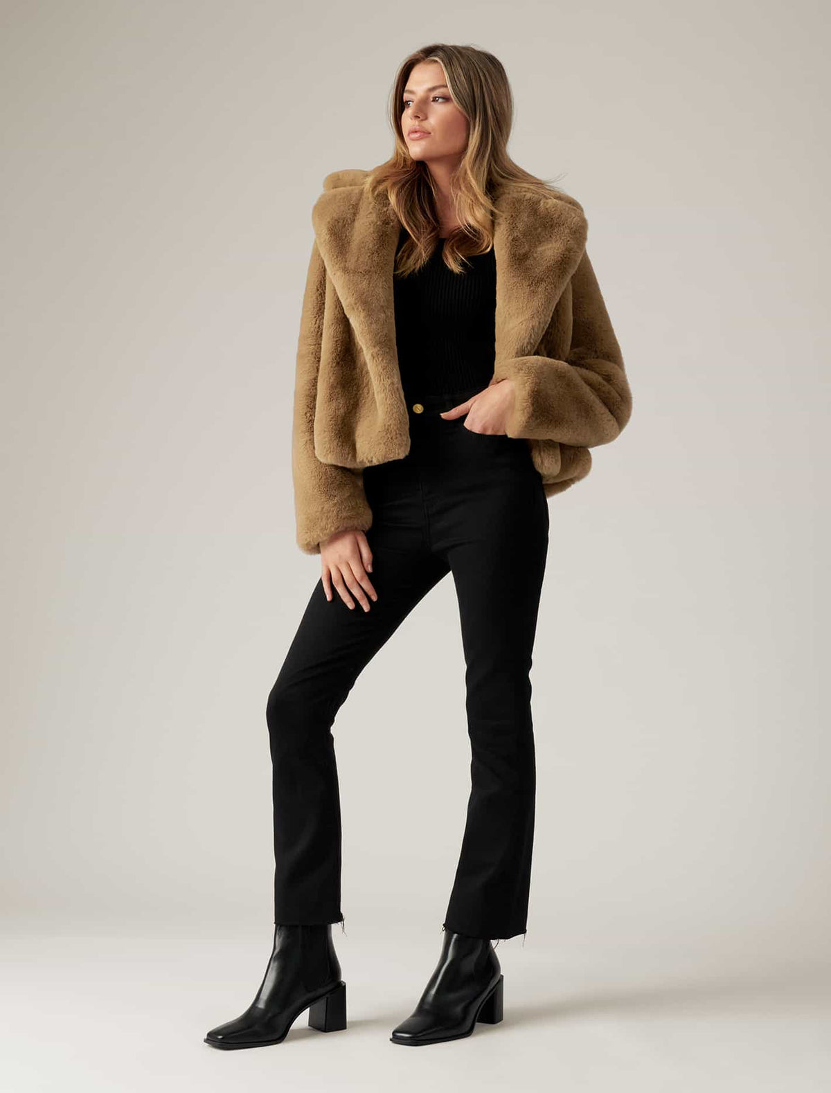 Alicia Fur Coat Chocolate